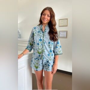 HEART OF GRACE Iris Floral Short Set XXL Brand New